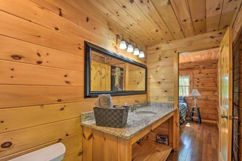 Murphy Cabin with Spacious Deck and Forest Views! - image 2