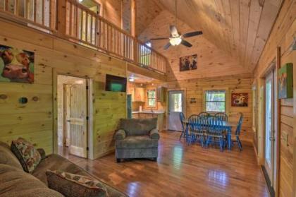 Murphy Cabin with Spacious Deck and Forest Views! - image 3