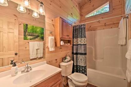 Custom Mtn Cabin by Hiking and Motorcycle Routes! - image 3