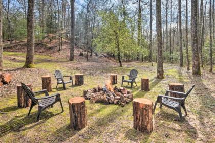 Hidden Murphy Cottage with Hot Tub Pool and Grill - image 2