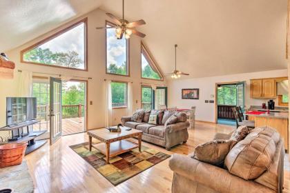 Expansive Murphy Cabin with Sunroom Near Creek!