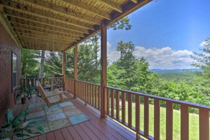 Picturesque Murphy Cabin with Fire Pit and Views!