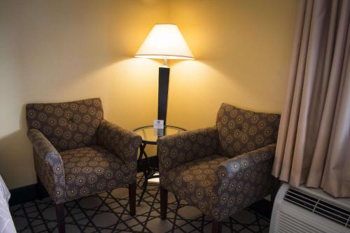 Best Western University Inn - image 4