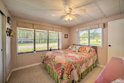 Cabin with Deck - Walk to Waterfront and Marina! - image 9