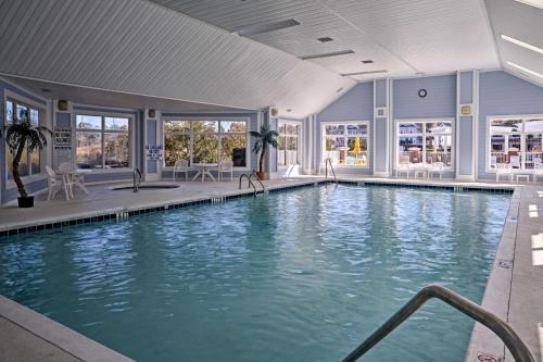 Murrells Inlet Condo with Pool Access-1 Mile to Beach - image 3