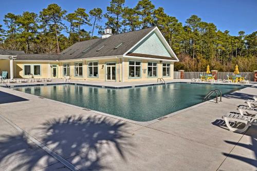 Murrells Inlet Condo with Pool Access-1 Mile to Beach - image 4