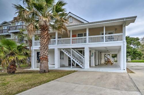 Murrells Inlet Upstairs Unit 1 Block to Beach! - main image