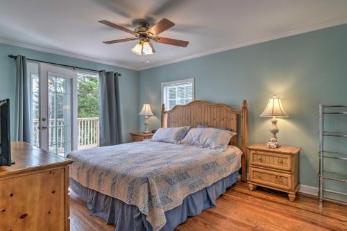 Murrells Inlet Upstairs Unit 1 Block to Beach! - image 2