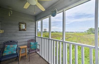 Murrells Inlet Condo with Porch 3 Min to Beach - image 2