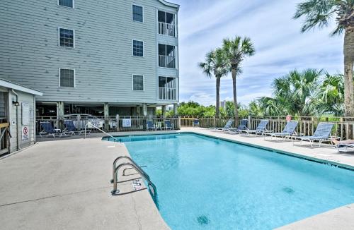 Murrells Inlet Condo with Porch 3 Min to Beach - image 3