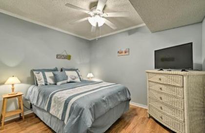 Murrells Inlet Condo with Porch 3 Min to Beach - image 5