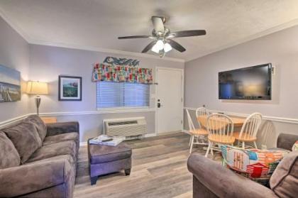 Beach Condo with Pool Access 1 Block to Ocean! - image 3