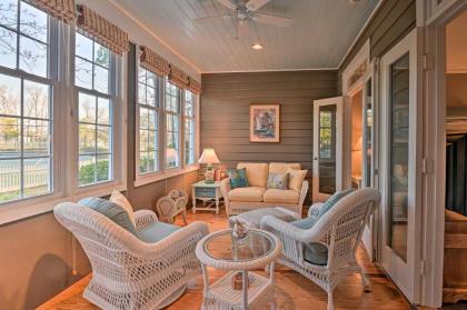 Charming Cottage Near Golf Courses and Marsh Walk! - image 6