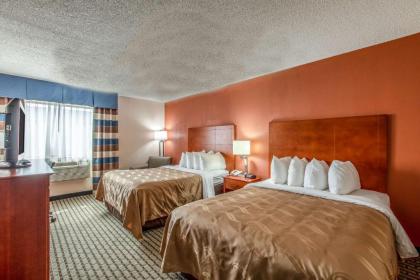 Quality Inn & Suites - image 8