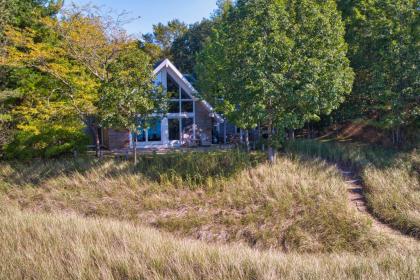 Lake Michigan Home Steps to Muskegon State Park - image 5