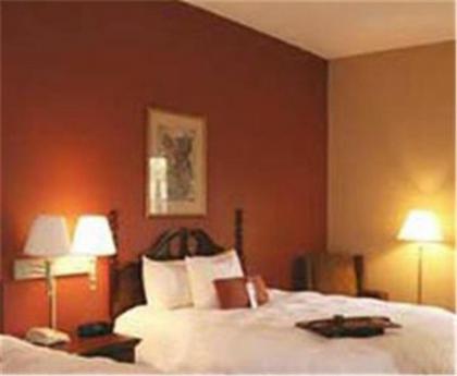 Hampton Inn Muskogee - image 15