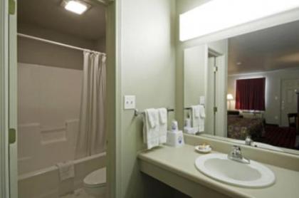 Americas Best Value Inn Muskogee - image 7