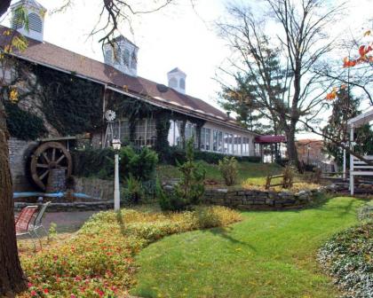 Rodeway Inn & Suites Lantern Lodge - image 14