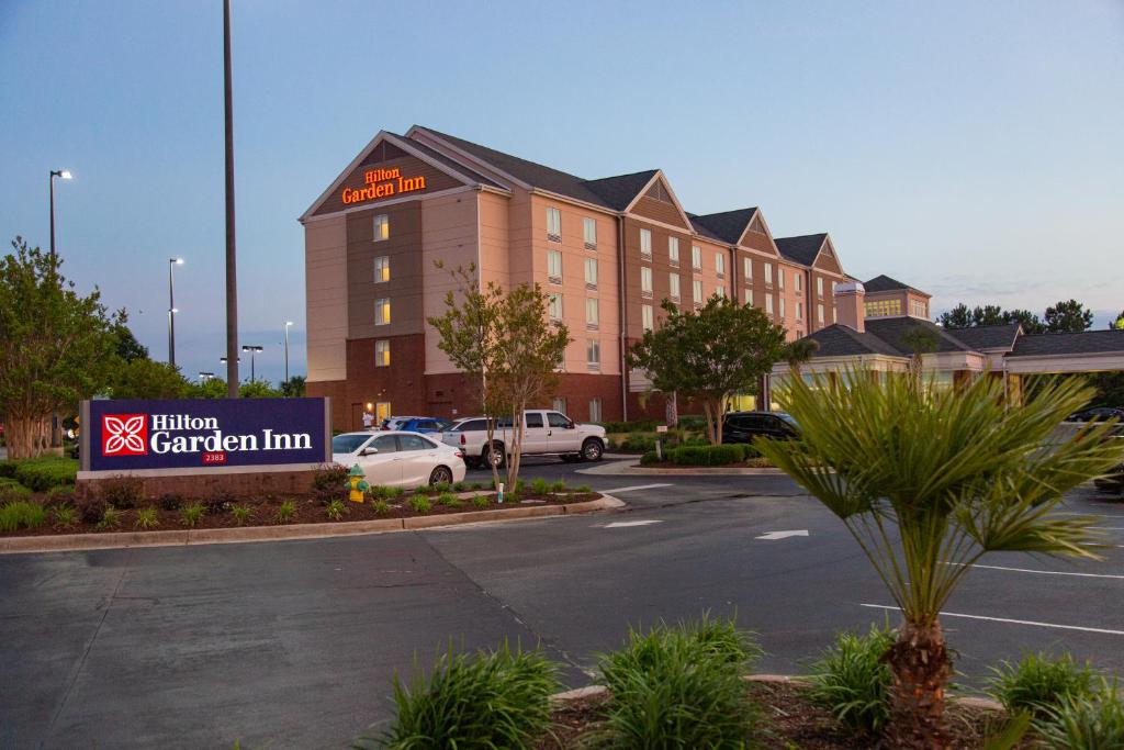 Hilton Garden Inn Myrtle Beach/Coastal Grand Mall - main image