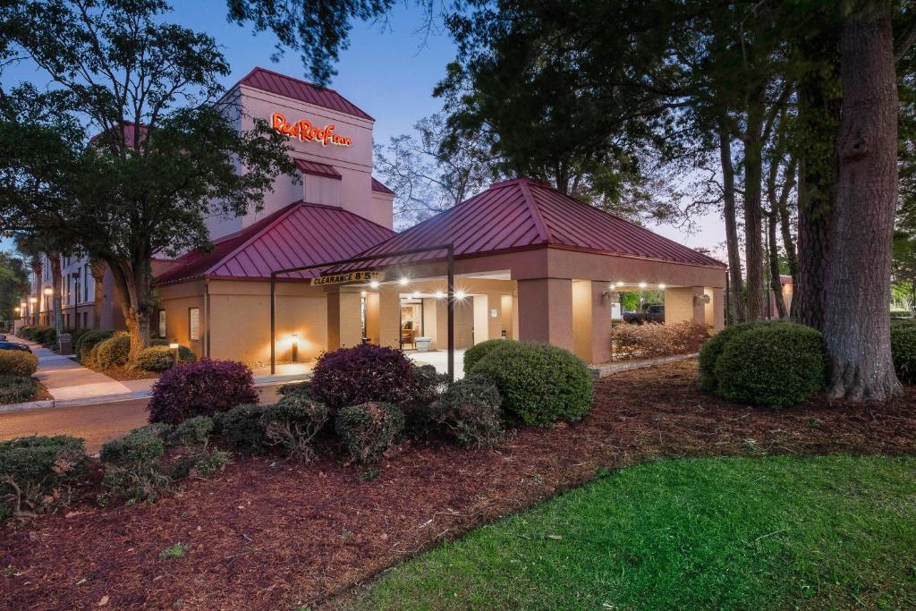 Red Roof Inn Myrtle Beach Hotel - Market Commons - main image