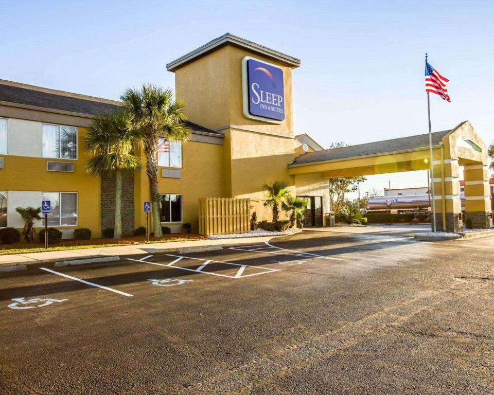 Sleep Inn near Outlets - main image