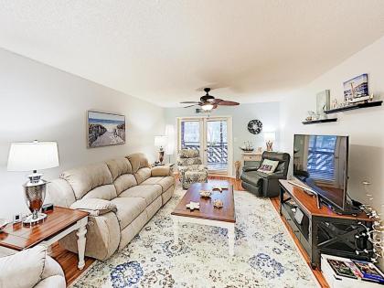 Heron Pointe 2BR Condo #A7 - image 1