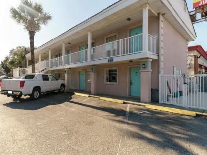 OYO Hotel Myrtle Beach Kings Hwy - image 5