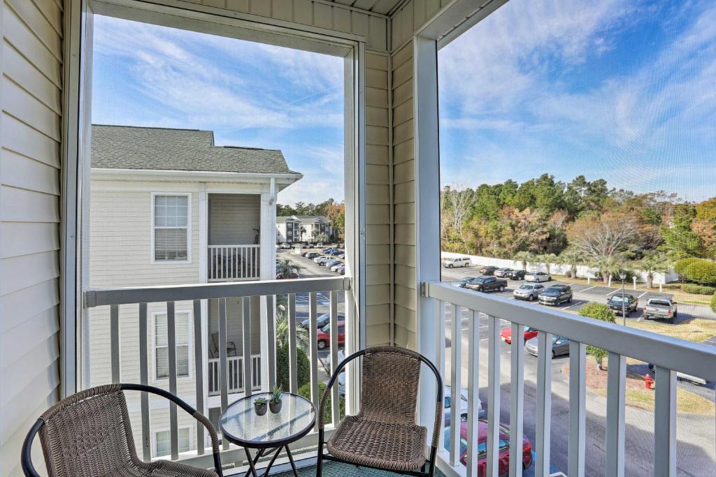 Golf Course Condo - 3 Miles to Coastal Grand Mall! - image 4