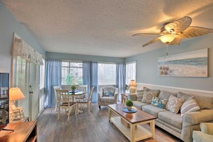 Updated Myrtle Beach Retreat 3 Minutes to Beach! - image 1