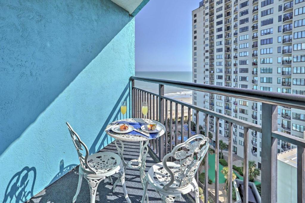 Cozy Myrtle Beach Condo with Ocean View and Pool Access - main image