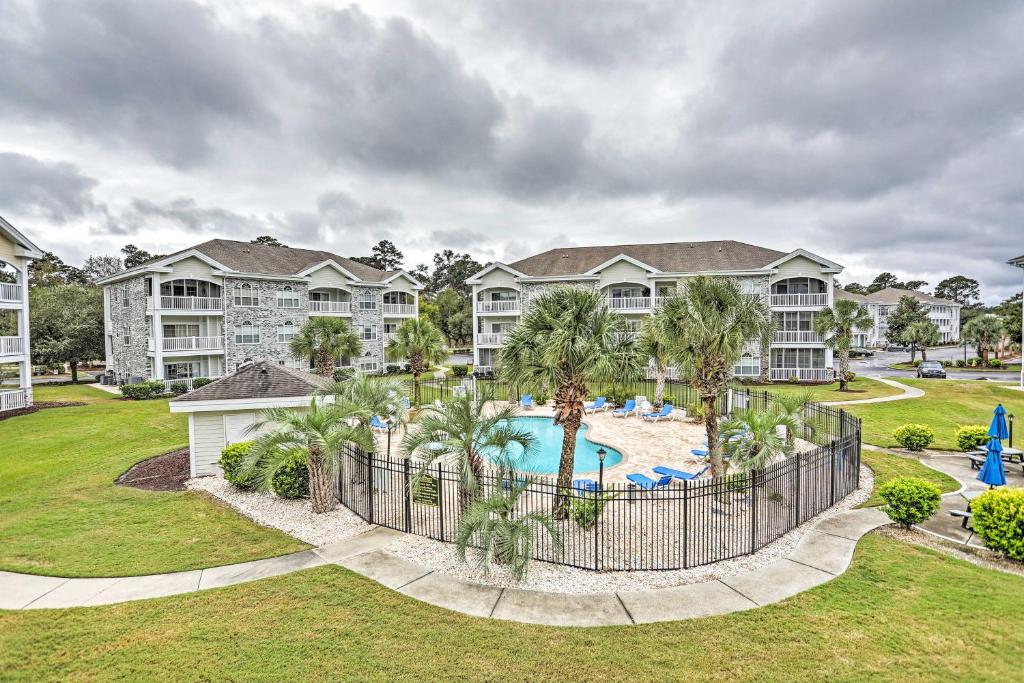 Myrtle Beach Condo with Pool Less Than 2 Miles to the Coast! - image 5