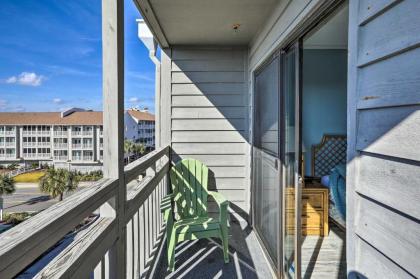 Beachfront Family Condo Shop Dine and Golf! - image 3