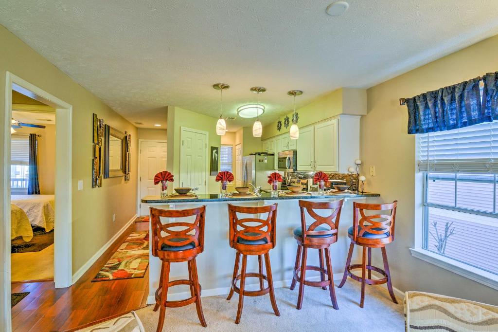 Myrtle Beach Oasis on River Oaks Golf Course! - image 3