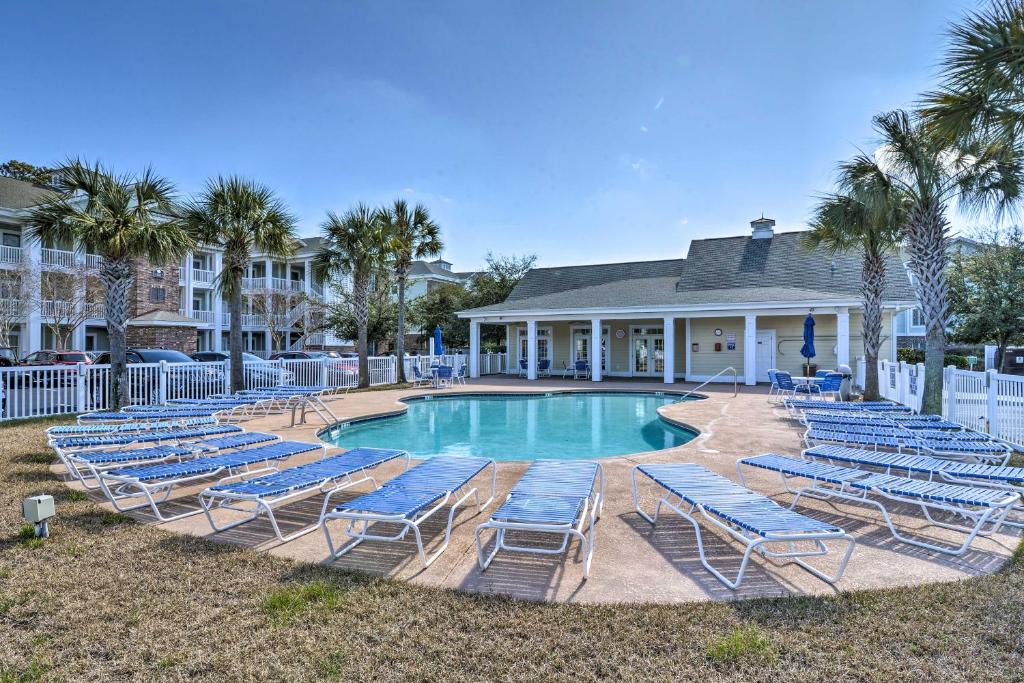 Beautiful Coastal Condo with Pool and Close to Beach! - image 3