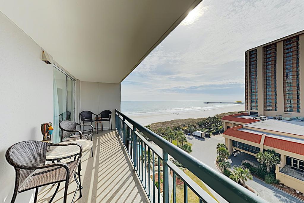 New Listing! Oceanfront Escape with Pool Epic Views condo - main image