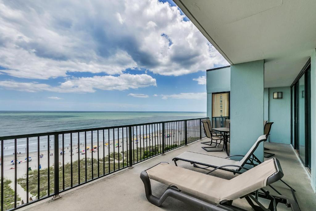 Carolina Dunes Penthouse 703 (3 bedroom Sleeps 8) - image 2