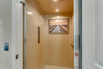 Paradise Breeze - 305 SB (Sleeps 15) - image 9