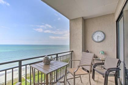 Ocean-View Condo with Fireplace Walk to Beach! - image 9