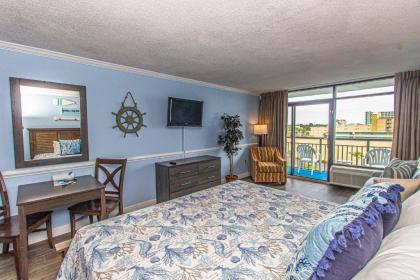 Oceanview King Suite   Fully Updated   Landmark Resort 715   Great Views Sleeps 4