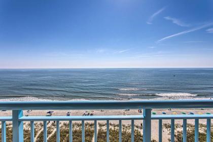 Beachy Condo Pool Access and Walk to Boardwalk - image 12