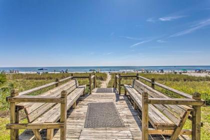 Beachy Condo Pool Access and Walk to Boardwalk - image 5