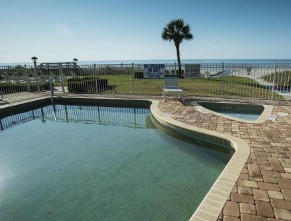 Quiet Yet Central Oceanfront Myrtle Beach Resort Condos - image 4