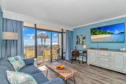 Oceanfront Suite Grande Cayman 124 - image 6