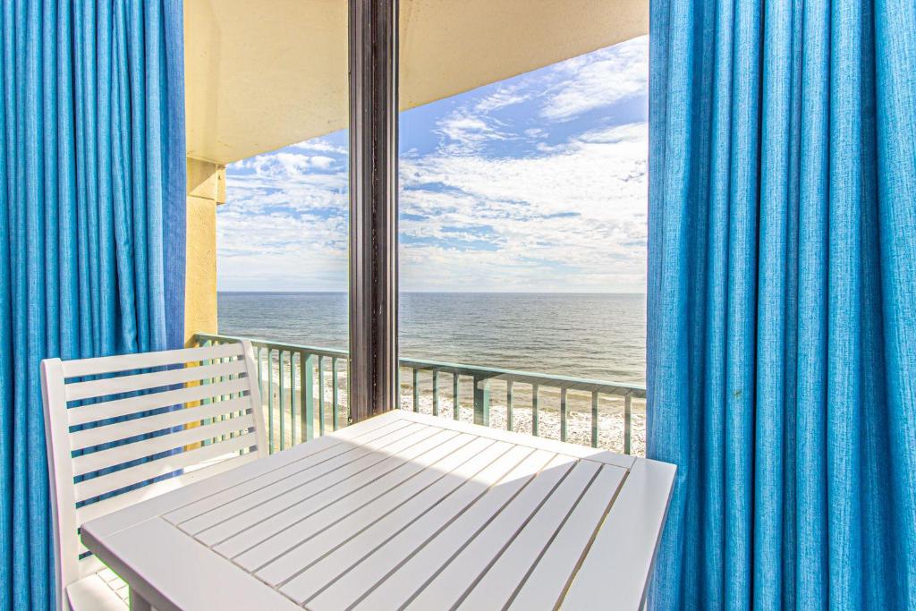 Oceanfront 1 bedroom - Sand Dunes 1129 - Sleeps 6! - image 5