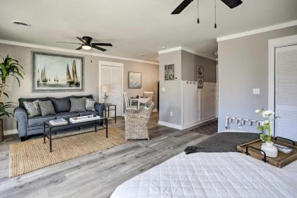 Updated Studio 1-Block Walk to Surfside Beach! - image 8