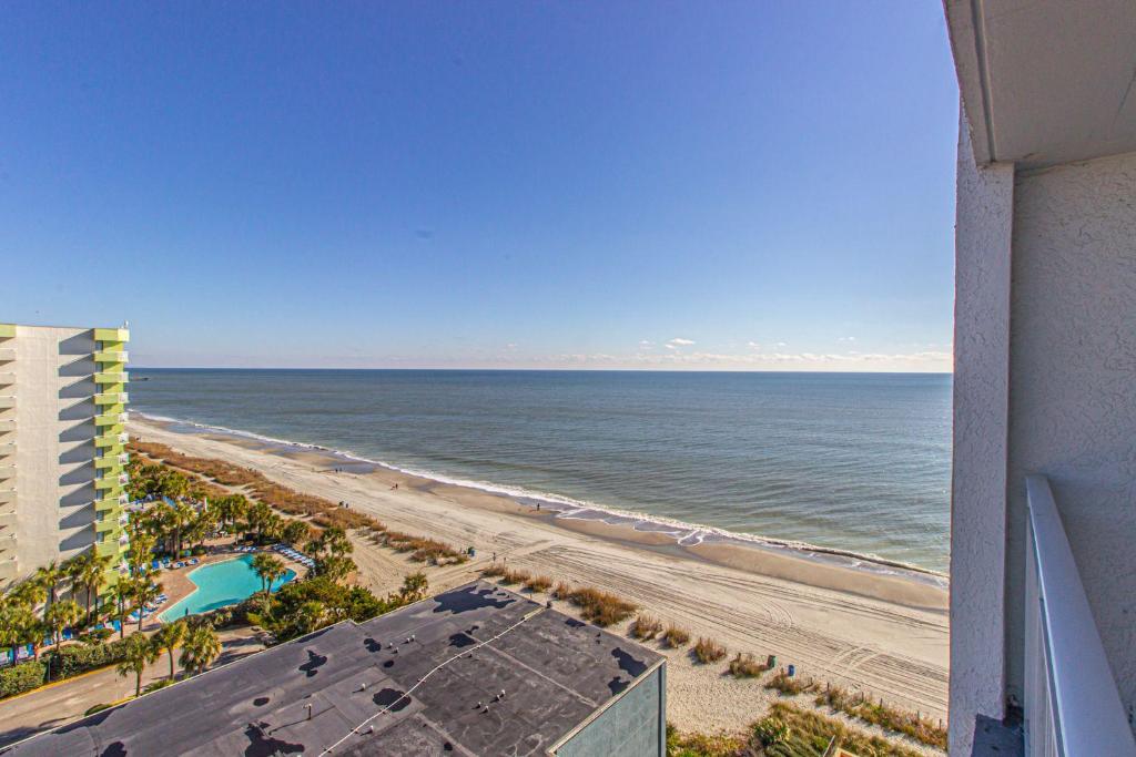 Completely Renovated King Suite Perfect for 4! Sea Mist 51306 - image 7