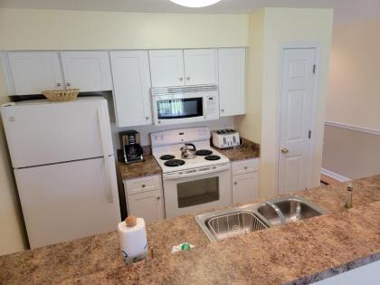 2nd Floor Condo Sleeps 4 1 bed 1 bath Waterway Village 1E - image 10