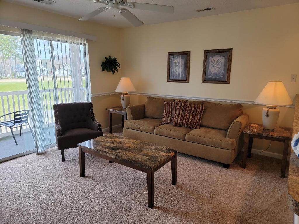 2nd Floor Condo Sleeps 4 1 bed 1 bath Waterway Village 1E - image 4