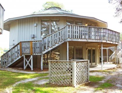 Luxurious Coastal Retreat Villa at Surfside Beach - One Bedroom Villa #1 - image 5