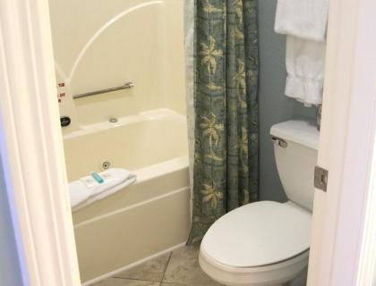 Private Comfort at the Grand Strand - Surfside Beach Villa - 2BR Villa #1 - image 3